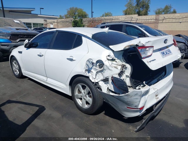 KNAGM4A72F5601845 KIA Optima Lx