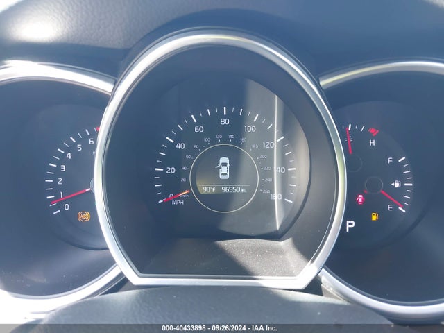 KNAGM4A72F5601845 KIA Optima Lx