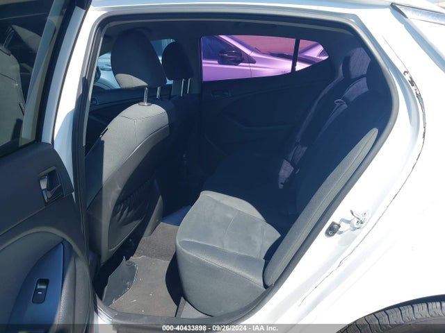 KNAGM4A72F5601845 KIA Optima Lx