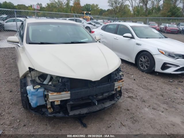 3LN6L2G92GR613440 Lincoln MKZ