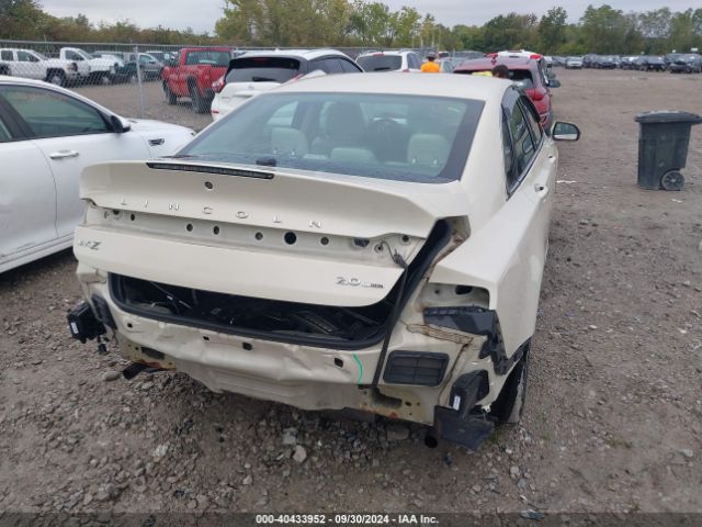 3LN6L2G92GR613440 Lincoln MKZ