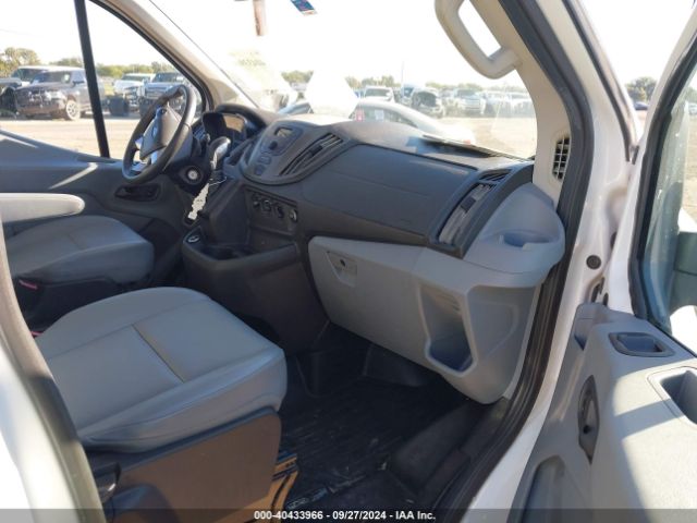1FTYE1ZM5KKA01720 Ford Transit-150