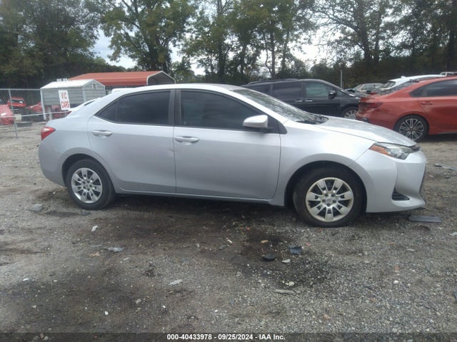 Toyota COROLLA LE 2017 5YFBURHE8HP570735 Image 12