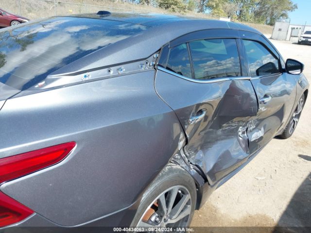 1N4AA6AP5GC409416 Nissan Maxima 3.5 Platinum