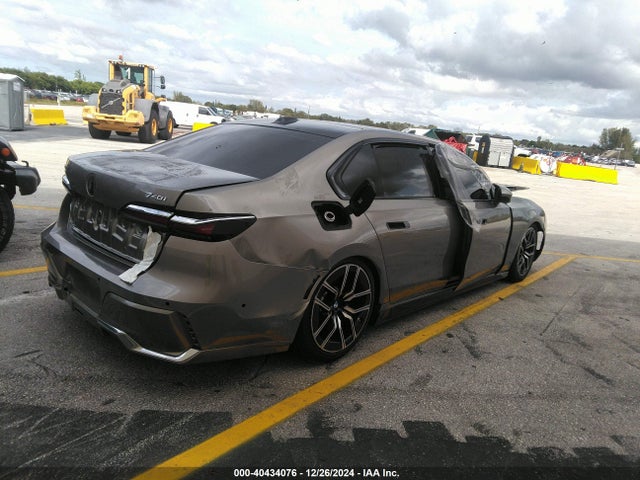 WBA33EH08RCR40142 BMW 740 I Xdrive