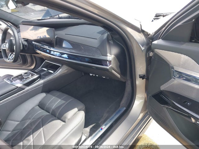 WBA33EH08RCR40142 BMW 740 I Xdrive