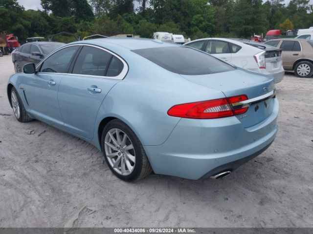 2012 JAGUAR XF SAJWA0FB7CLS52087 Photo 2