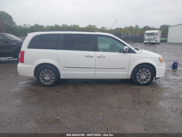 2C4RC1CG1ER252057 Chrysler Town & Country Touring-l
