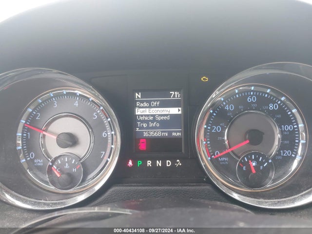 2C4RC1CG1ER252057 Chrysler Town & Country Touring-l