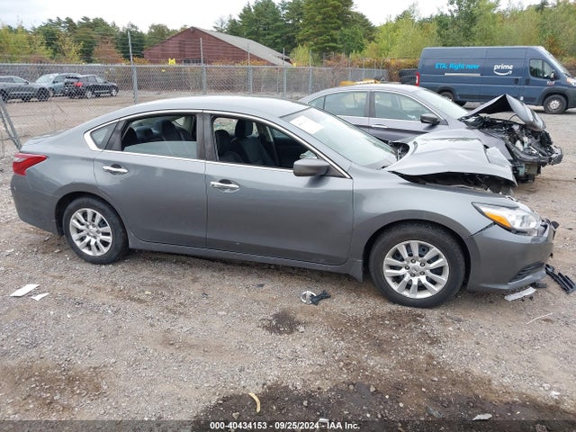 Nissan Altima 2.5 S 2018 1N4AL3AP9JC208327 Image 13