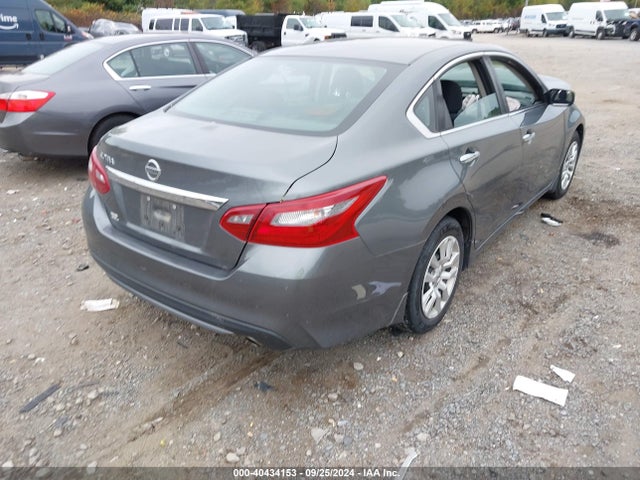Nissan Altima 2.5 S 2018 1N4AL3AP9JC208327 Image 4