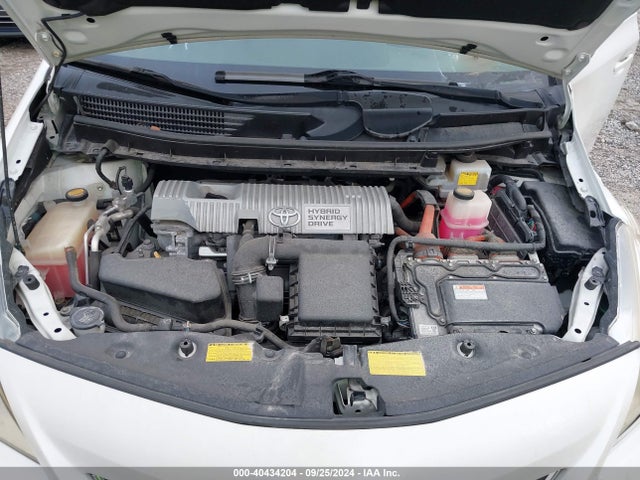 Toyota Prius V Two 2014 JTDZN3EU9E3296650 Image 10