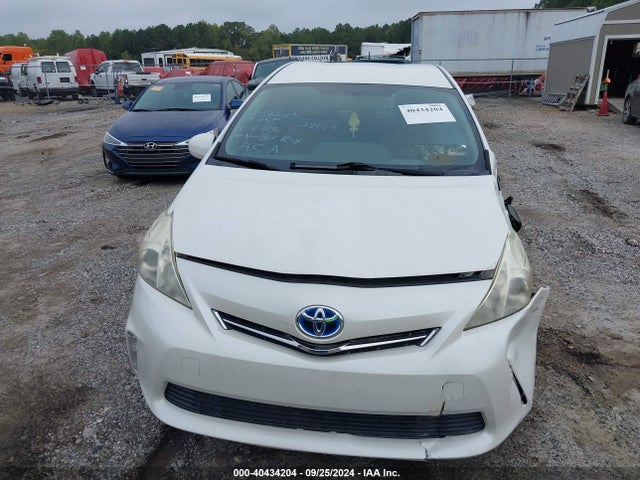 Toyota Prius V Two 2014 JTDZN3EU9E3296650 Image 11