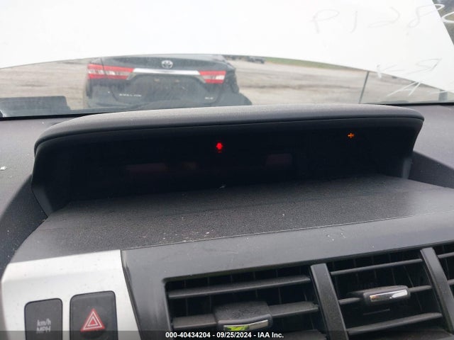 Toyota Prius V Two 2014 JTDZN3EU9E3296650 Image 14