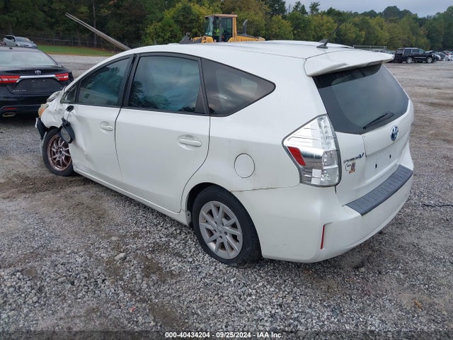 Toyota Prius V Two 2014 JTDZN3EU9E3296650 Image 3