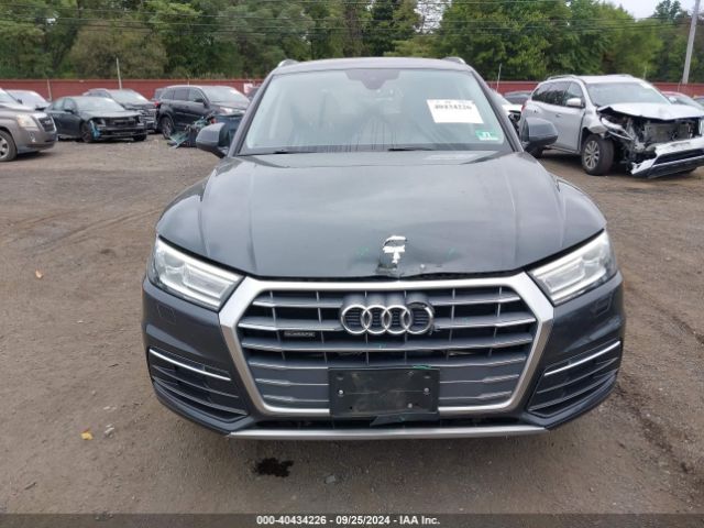 WA1ANAFY0J2180699 Audi Q5 2.0t Premium/2.0t Tech Premium