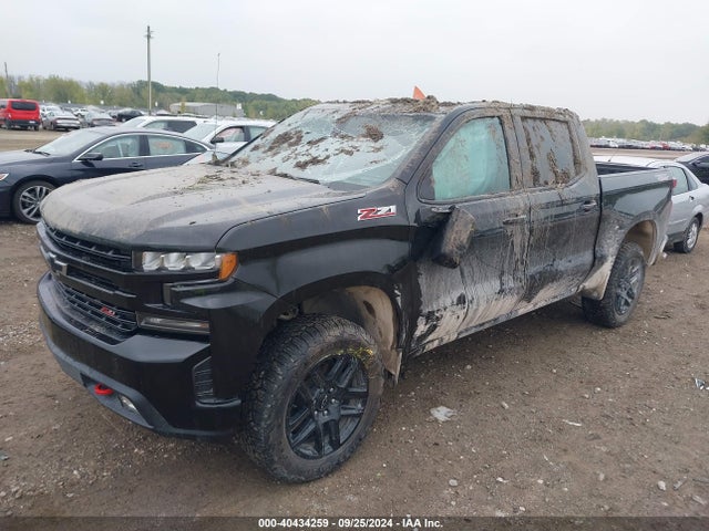 Chevrolet SILVERADO 1500 LTD 2022 1GCPYFED9NZ124812 Image 2
