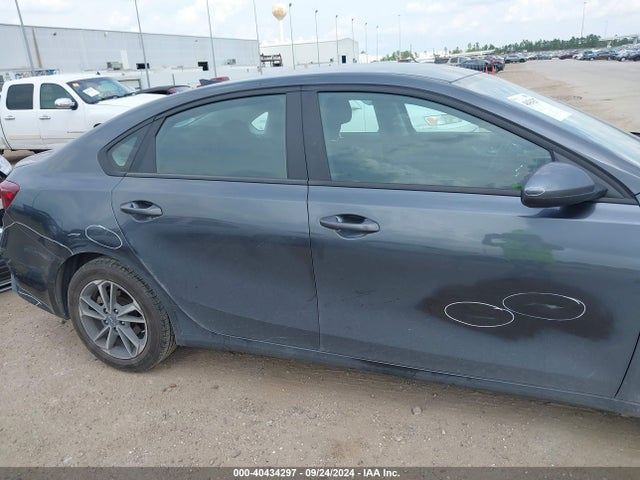 KIA Forte Lxs 2022 3KPF24AD4NE464341 Image 13