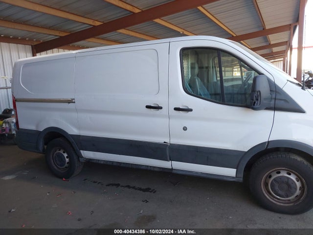 Ford Transit-150 2016 1FTYE1YM9GKB49006 Image 13