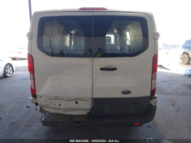 Ford Transit-150 2016 1FTYE1YM9GKB49006 Image 16