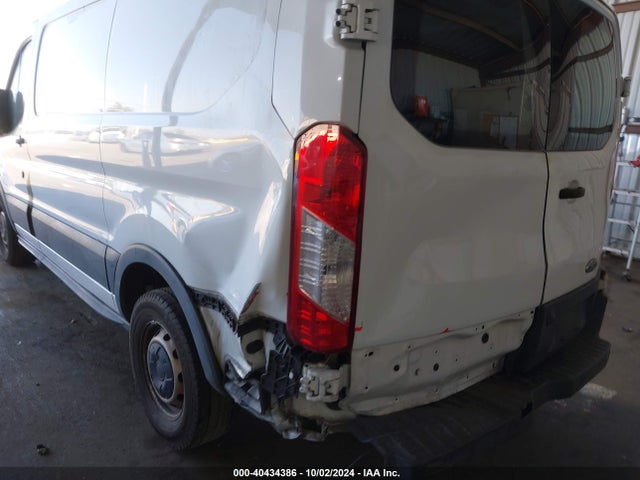Ford Transit-150 2016 1FTYE1YM9GKB49006 Image 6