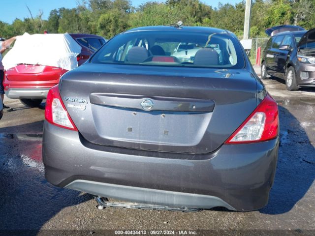 3N1CN7AP4FL805405 Nissan Versa 1.6 S