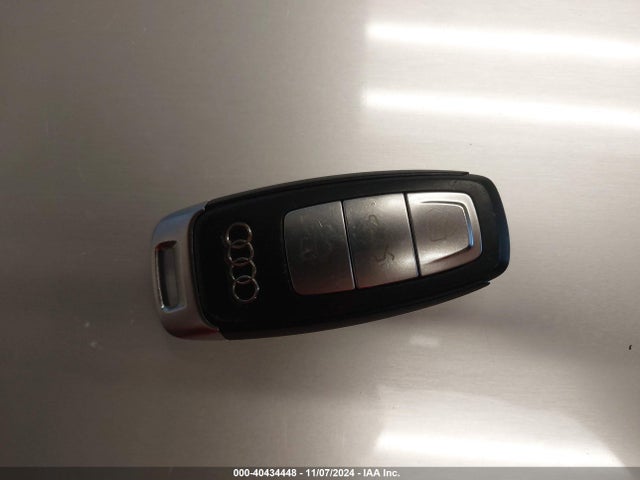 2019 AUDI A6 WAUM2BF21KN043796 Photo 10