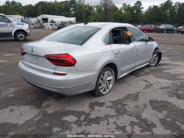 1VWBA7A37JC005295 Volkswagen Passat 2.0t Se