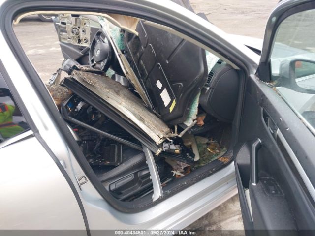 1VWBA7A37JC005295 Volkswagen Passat 2.0t Se