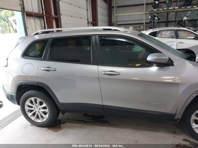 1C4PJMCB8MD153594 Jeep Cherokee Latitude 4x4