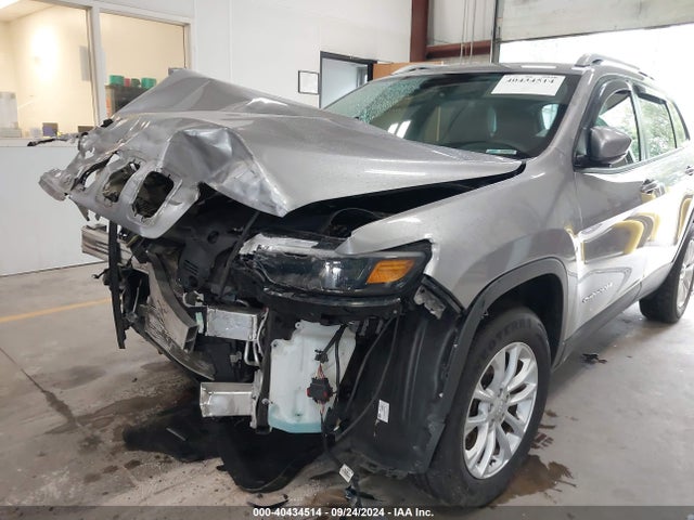 1C4PJMCB8MD153594 Jeep Cherokee Latitude 4x4
