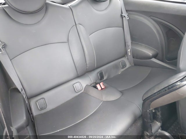 2011 MINI COOPER WMWSU3C54BT096672 Photo 7