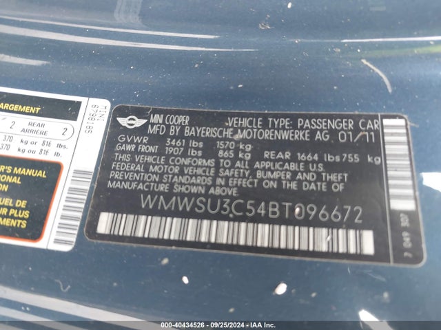 2011 MINI COOPER WMWSU3C54BT096672 Photo 8