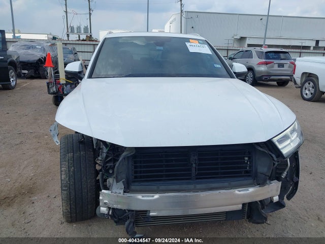 WA1BNAFY6J2158517 Audi Q5 2.0t Premium/2.0t Tech Premium