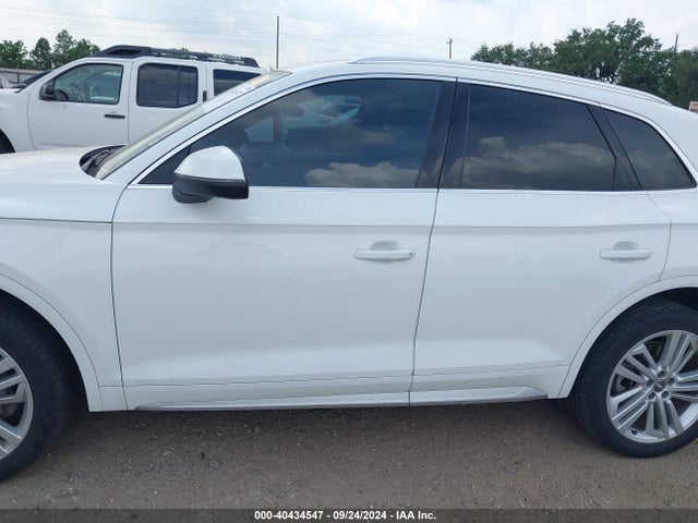 WA1BNAFY6J2158517 Audi Q5 2.0t Premium/2.0t Tech Premium