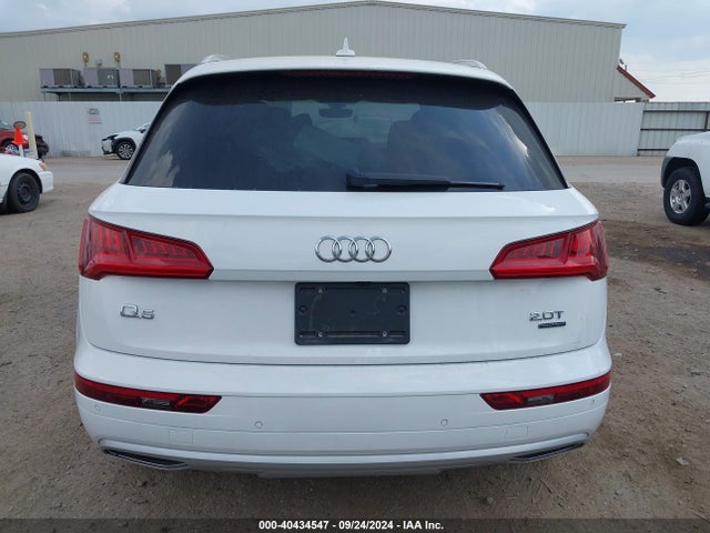 WA1BNAFY6J2158517 Audi Q5 2.0t Premium/2.0t Tech Premium