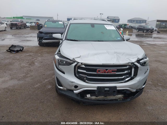 3GKALPEV4KL245869 GMC Terrain Slt