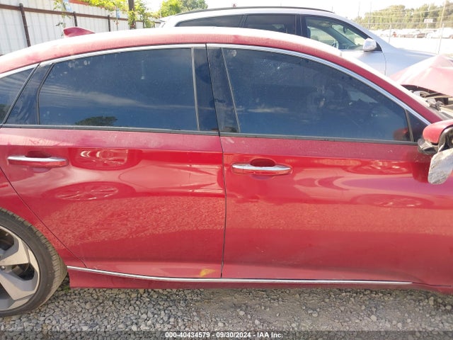 Honda Accord Touring 2018 1HGCV1F93JA088078 Image 14