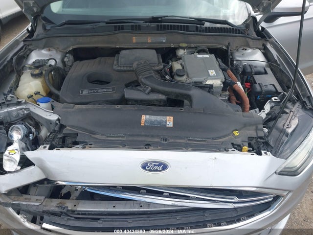 3FA6P0LUXHR300490 Ford Fusion Hybrid Se