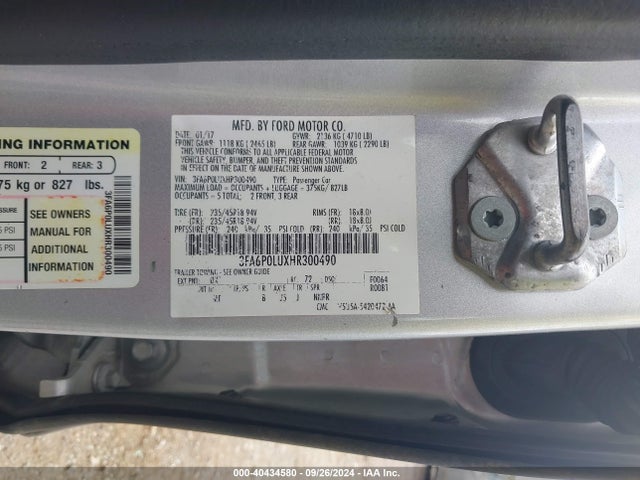 3FA6P0LUXHR300490 Ford Fusion Hybrid Se