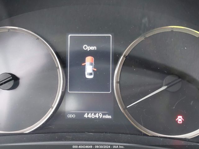 JTHBA1D28H5057292 Lexus IS 200T
