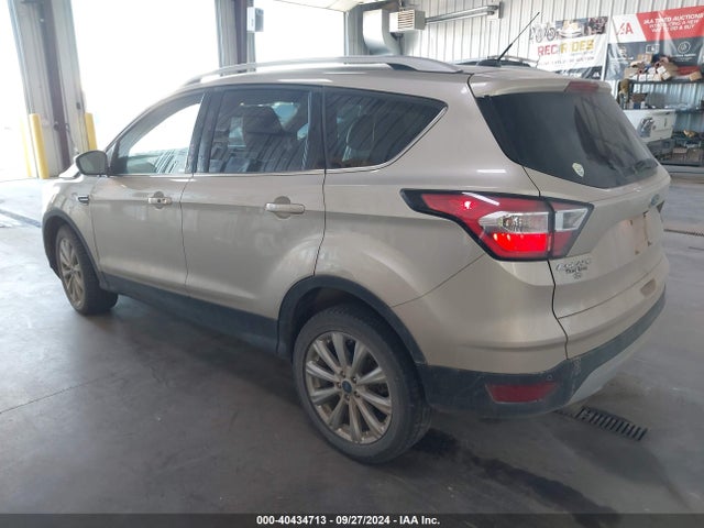Ford Escape Titanium 2017 1FMCU9J93HUC01877 Image 3