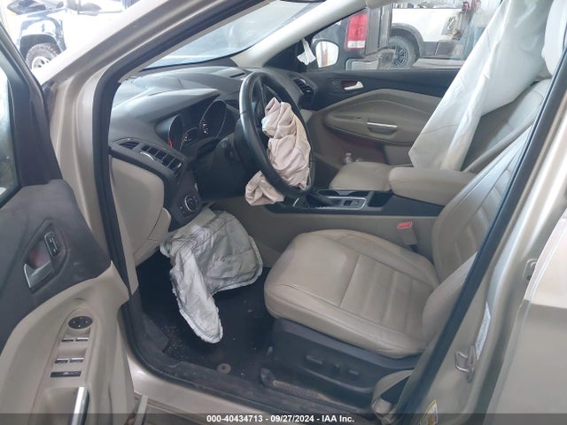 Ford Escape Titanium 2017 1FMCU9J93HUC01877 Image 5