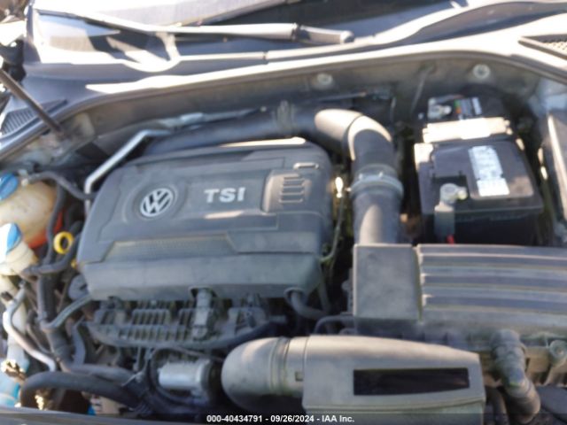1VWAT7A39HC013155 Volkswagen Passat 1.8t S