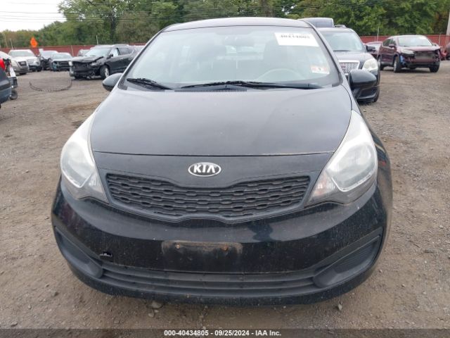 KNADM4A35F6433807 KIA RIO LX