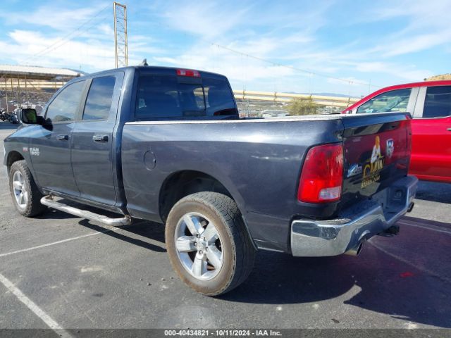 1C6RR6GT9HS651280 RAM 1500 Big Horn Quad Cab 4x2 6'4 Box