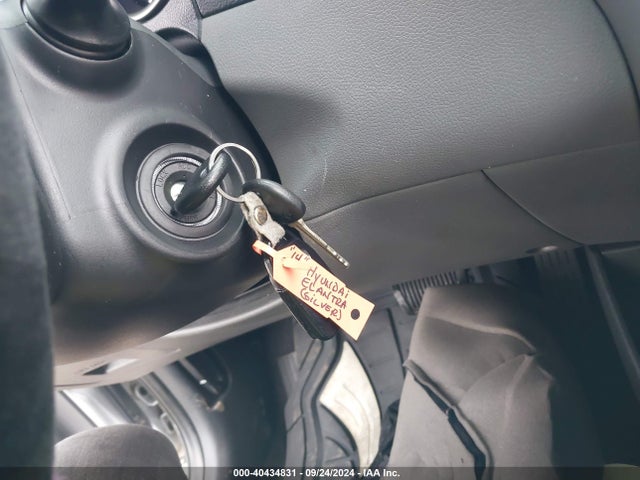 Hyundai ELANTRA SE 2014 5NPDH4AE9EH473854 Image 11