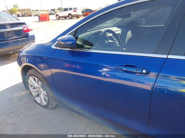 Chrysler 200 Limited 2015 1C3CCCAB3FN669207 Image 14