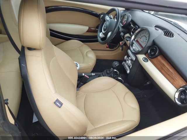 2009 MINI COOPER WMWMF33539TT69517 Photo 4