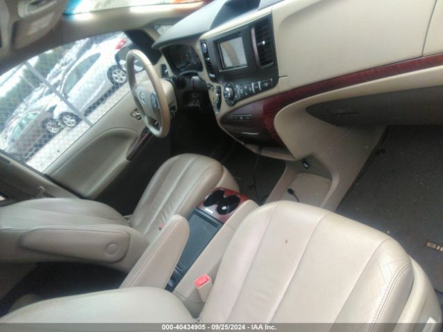5TDYK3DC8ES441267 Toyota Sienna Xle V6 8 Passenger